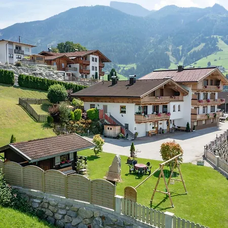 Gaestehaus Rahm - Familie Wechselberger Апартаменты Герлосберг